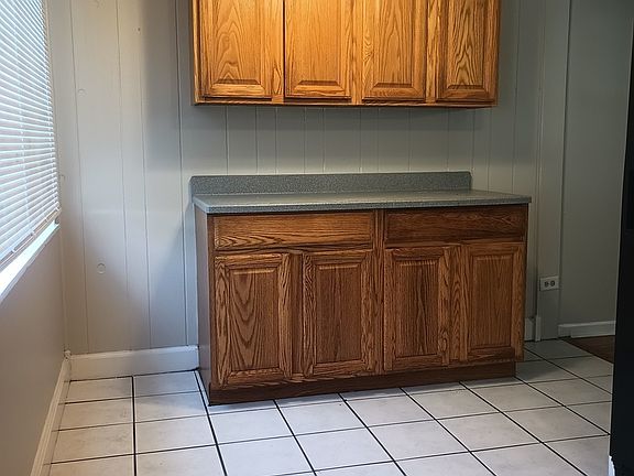 3rd image of 22223 Navaho Ave