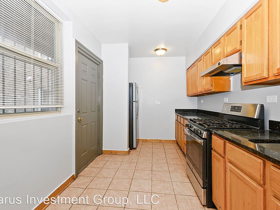 1st image of 6103 S Whipple St #1