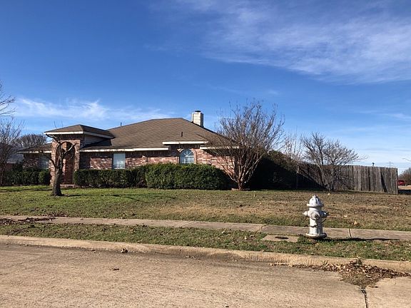 2nd image of 523 Glenwood Dr