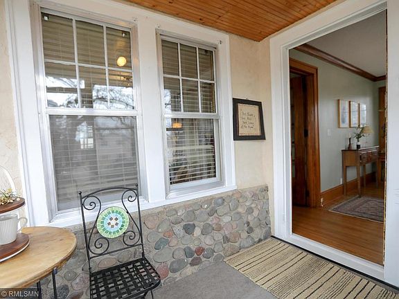 4th image of 2081 Henry St N