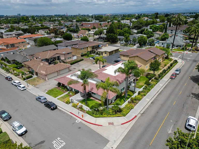 309 W Kelly Ave #A — Photo 37