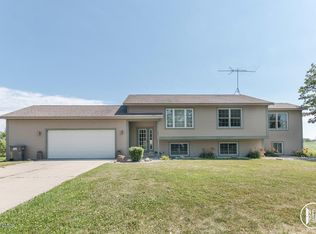 365 Summerlin Dr, Holland, MI 49423