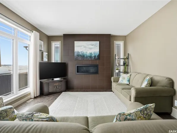 1532 Maple Hill CRESCENT N, Regina, SK S4X 0E8