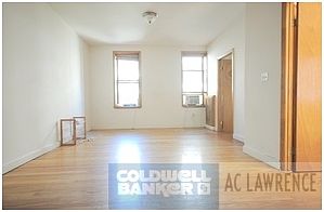 1st image of 80 Bank St APT 10