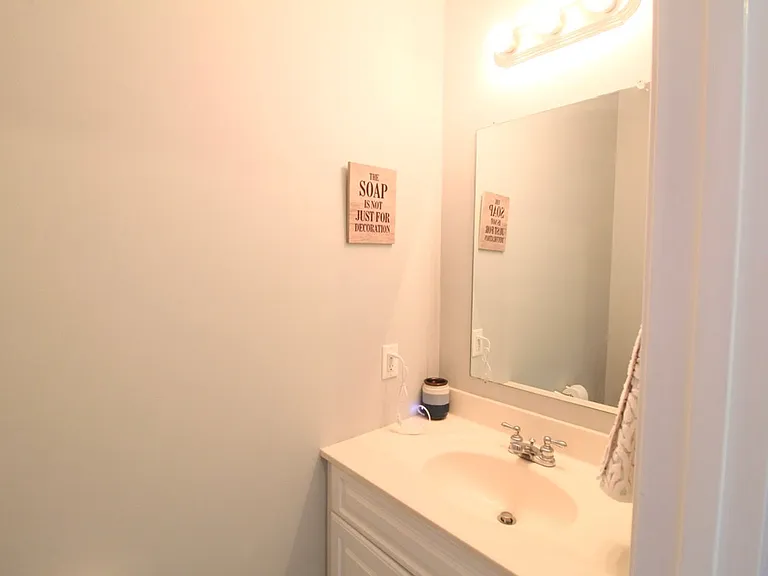 2919 Diamond Spring Ln — Photo 6