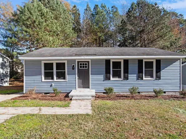 1211 Freeman Dr, Sanford, NC 27330
