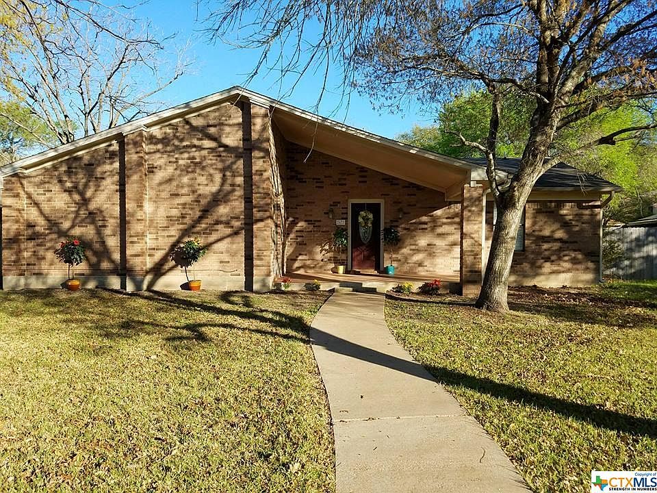 1st image of 2437 Canyon Creek Dr