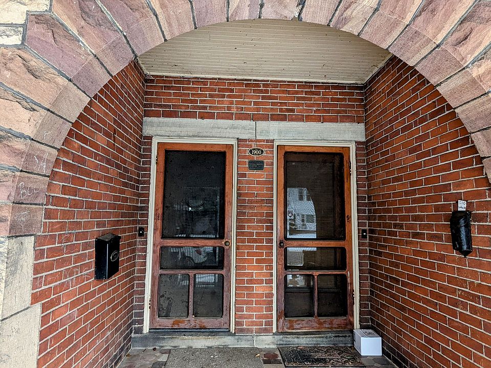 Close view of front entrance