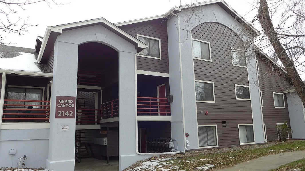 2 bed, 1.5 bath, 800 sqft, $1,495 — Photo 1