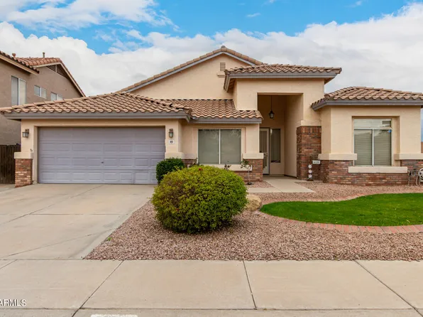 880 N APRIL Drive, Chandler, AZ 85226