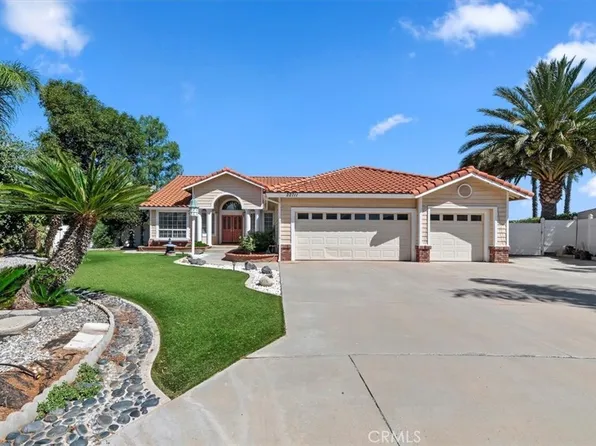 22711 Pebblestone Dr, Nuevo, CA 92567