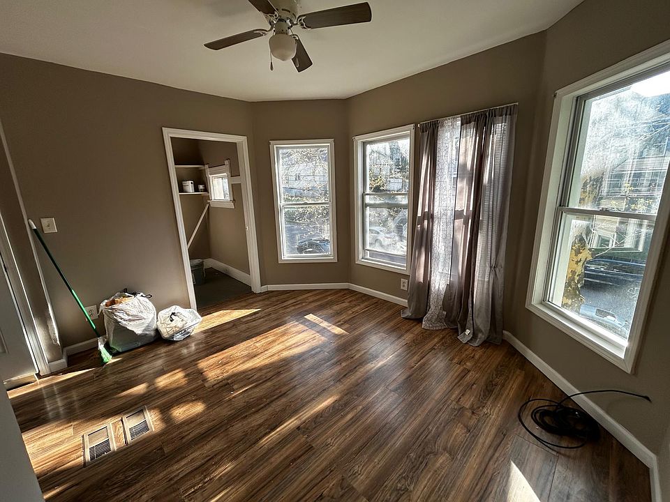 2nd image of 455 Westmoreland Ave