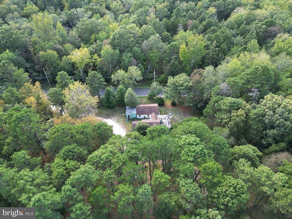 1st image of 104 Burrs Mill Rd
