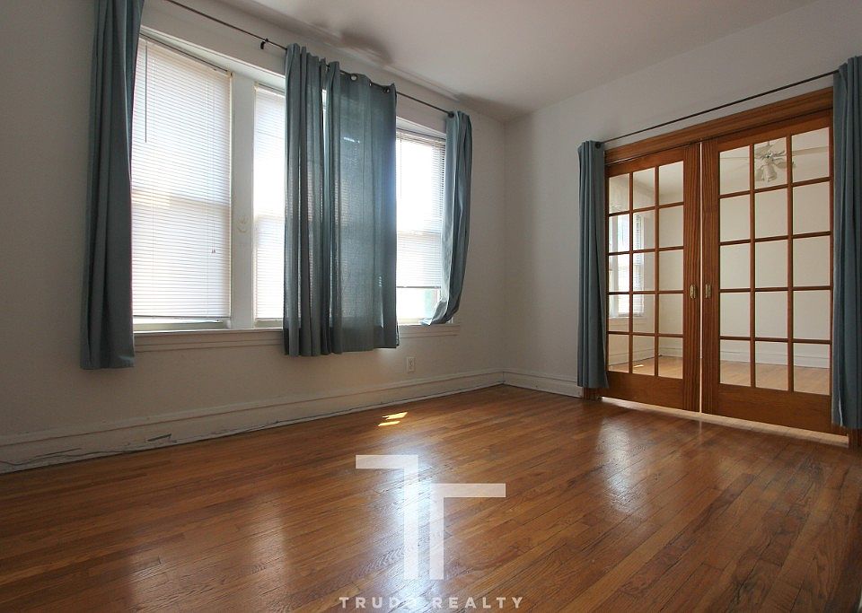1st image of 5100 N Winchester Ave #51003