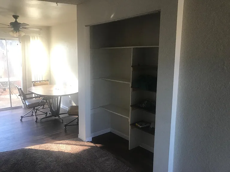 3032 Catalpa Ct #3 — Photo 8