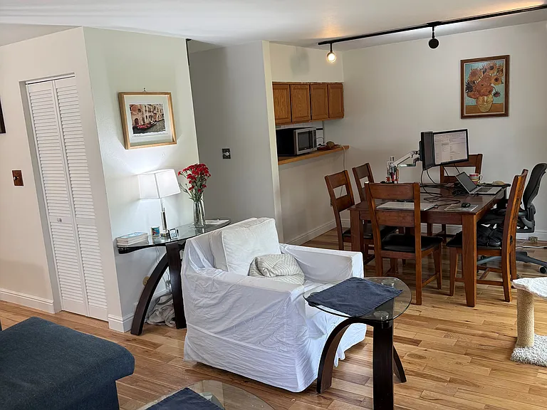 4602 Greenbriar Ct #1 — Photo 20