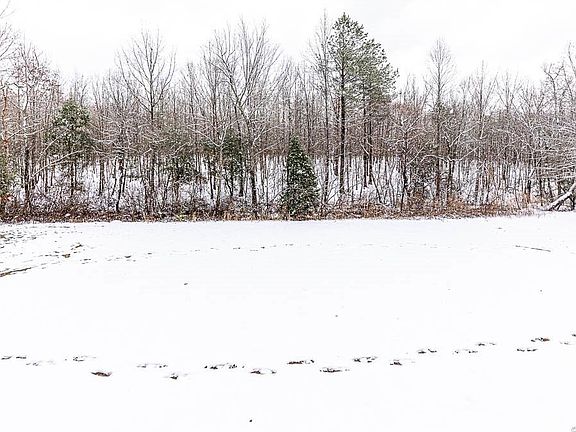 5th image of 205 Hardwood Ln