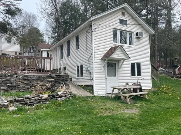 24 Cedar Rd, Wurtsboro, NY 12790