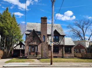 588 East Ave, Pawtucket, RI 02860