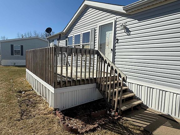 2nd image of 5683 Rockport Rd