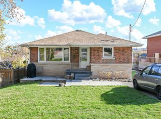75 Kimberly Dr #A, Hamilton, ON L8K 4K7