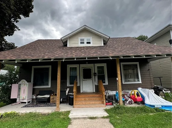 251 S 6th St, Fulton, NY 13069