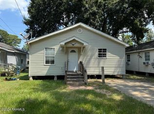 122 Sternberg Dr, Lafayette, LA 70506