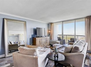 415 E Beach Dr APT 103, Galveston, TX 77550
