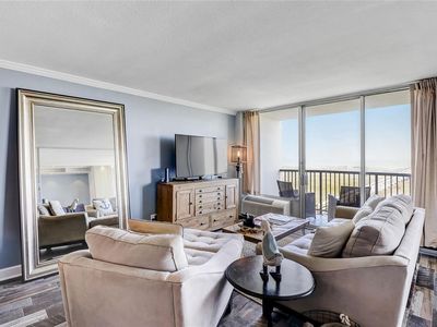 415 E Beach Dr APT 103, Galveston, TX, 77550