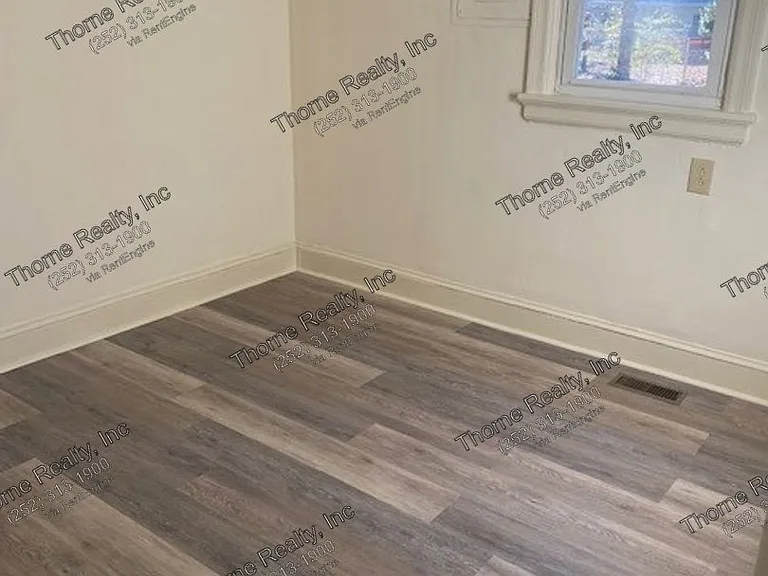 1201 Tarboro St — Photo 10