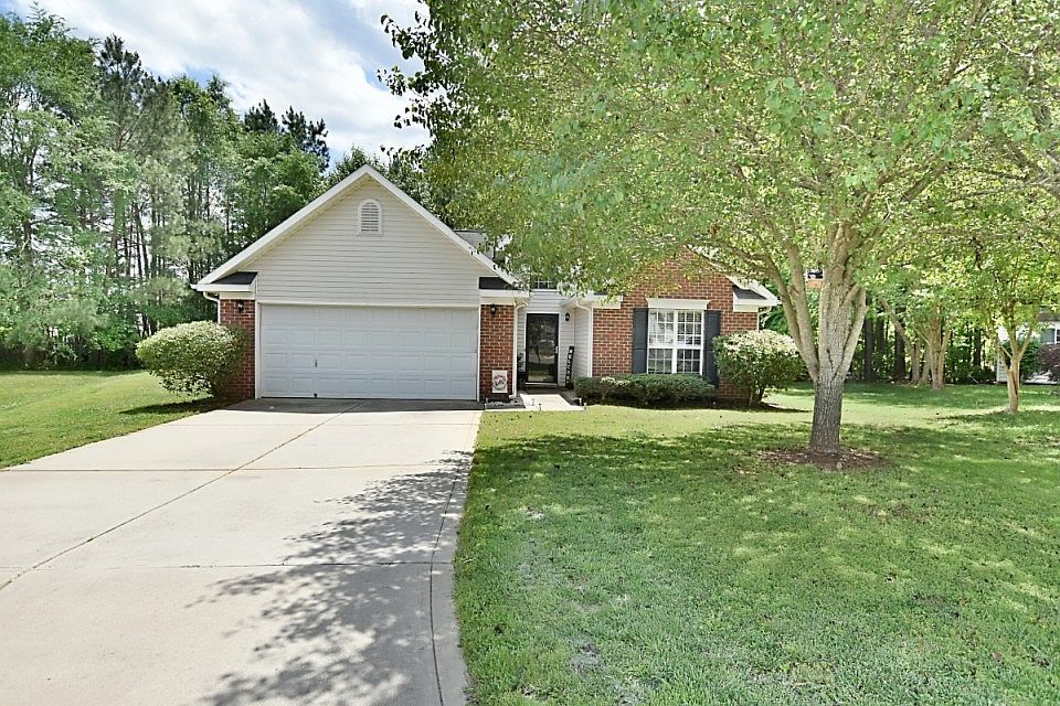 1st image of 523 Annalinde Ln
