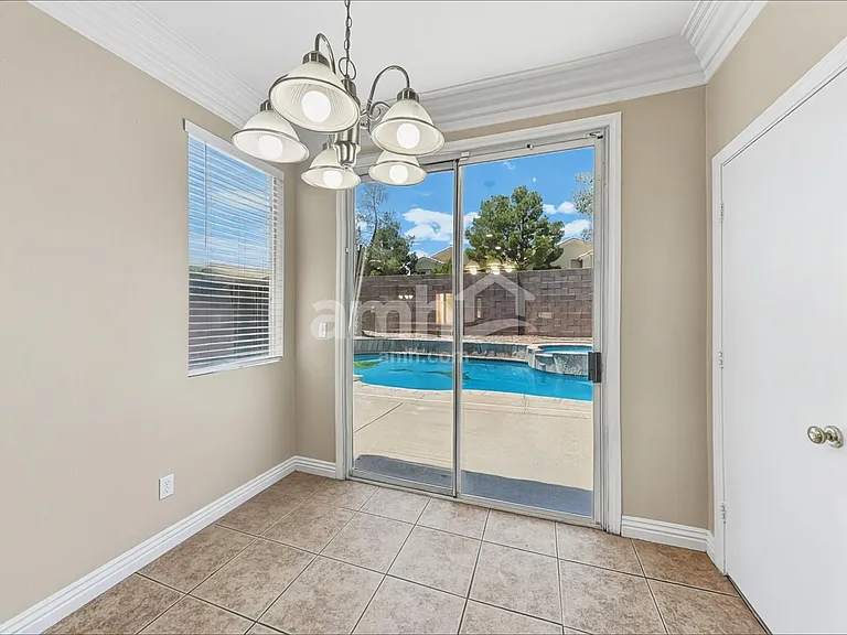 3579 April Springs St — Photo 5