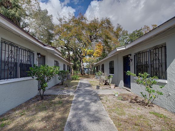 3rd image of 2912 E 26th Ave APT A