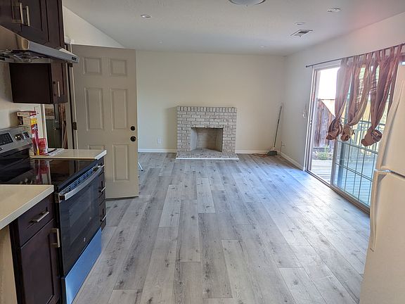 4th image of 3216 Birchwood Ln