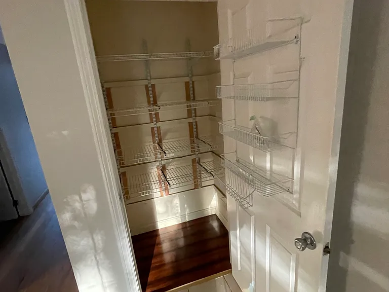 347 Circle Rd — Photo 11