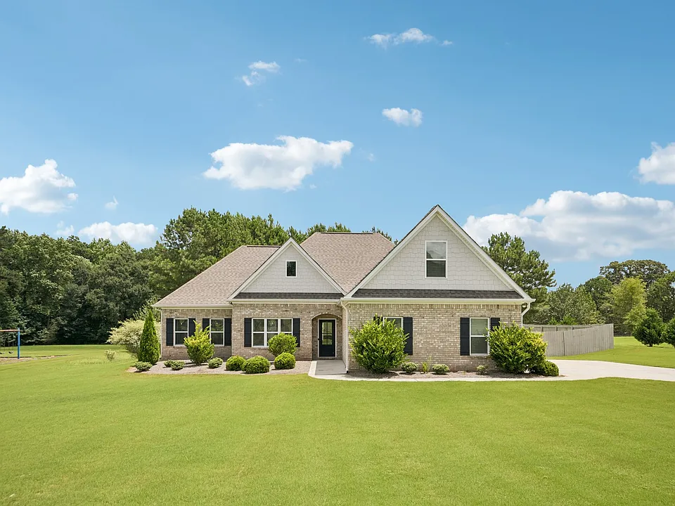 1121 Birchwood Dr