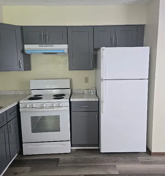 3896 Petzinger Rd — Photo 7