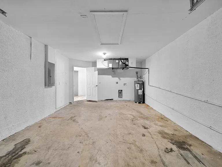 1214 SE 24th Ave — Photo 17