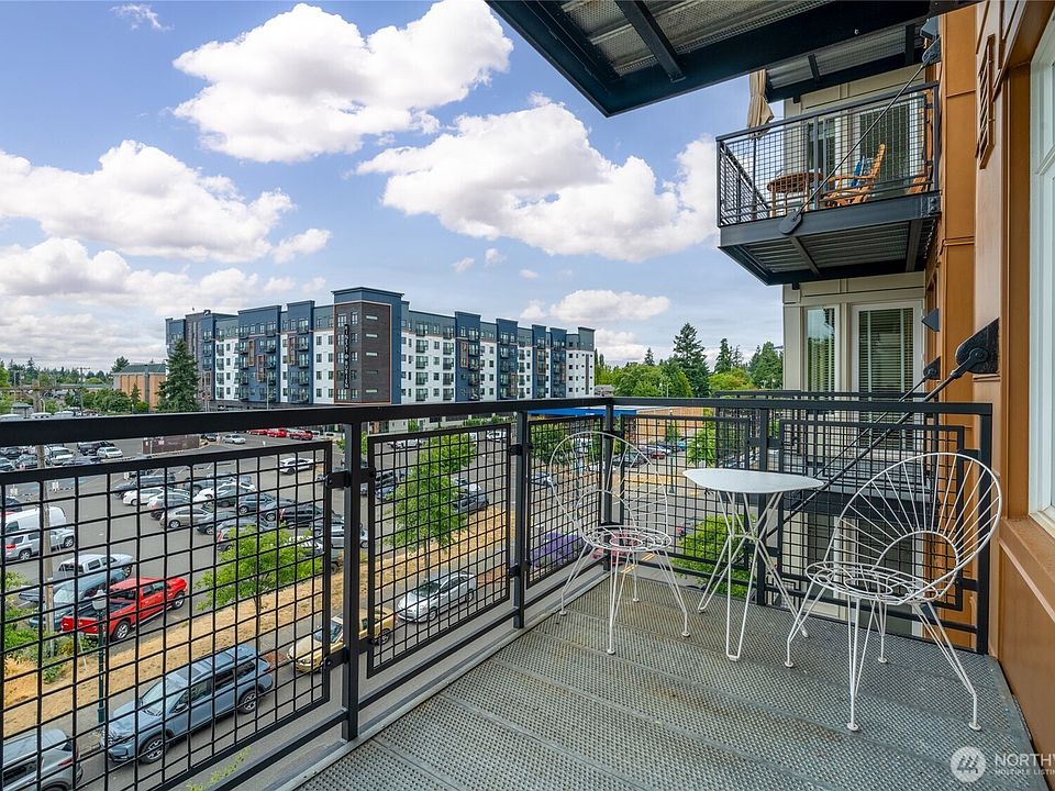 1st image of 15100 6th Avenue SW #523