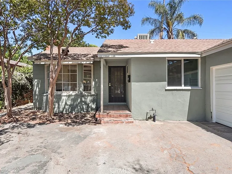 7656 Teesdale Ave — Photo 3