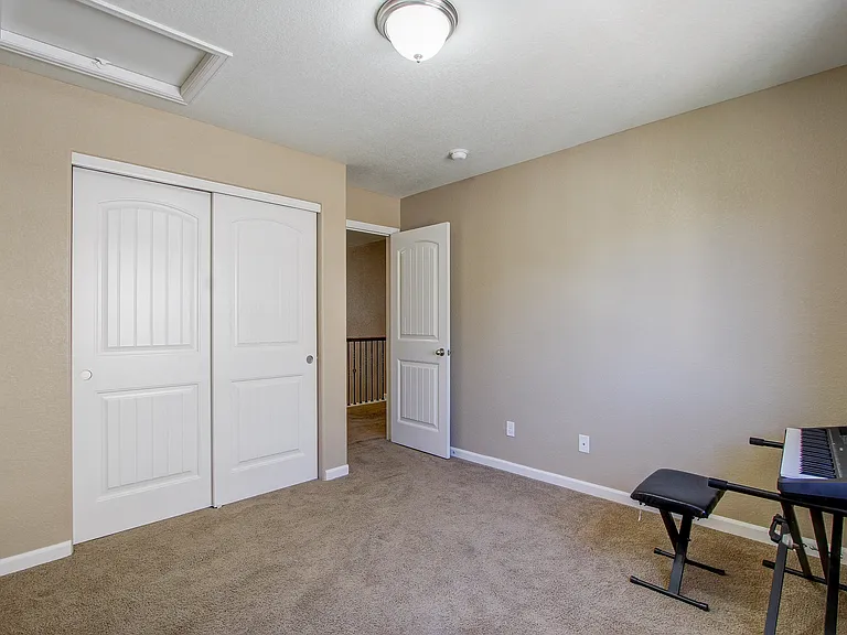 10698 Worthington Cir — Photo 26