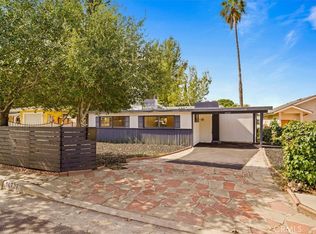 10727 Woodward Ave, Sunland, CA 91040