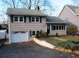15 Highland Trl, Denville, NJ