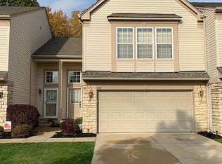 1332 Kendal Dr, Broadview Heights, OH 44147