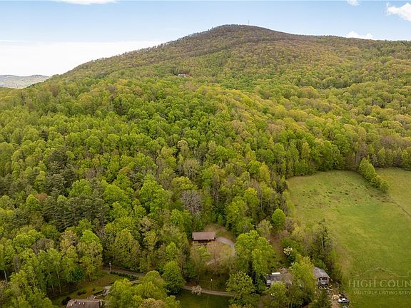 5th image of 280 Moss Hill Road