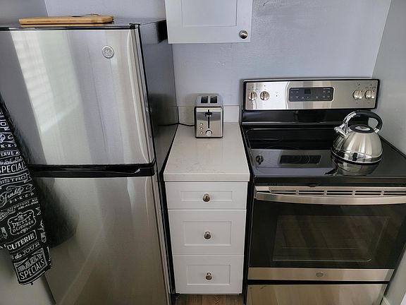 2nd image of 1690 Broadway St #602