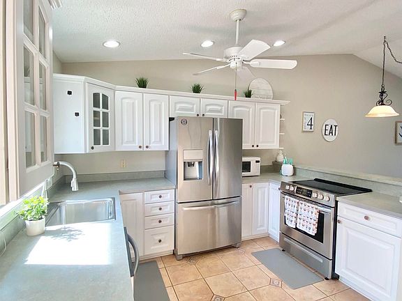 5th image of 2234 Southwood Pl