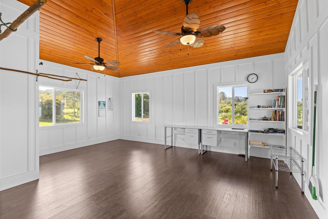 next background image