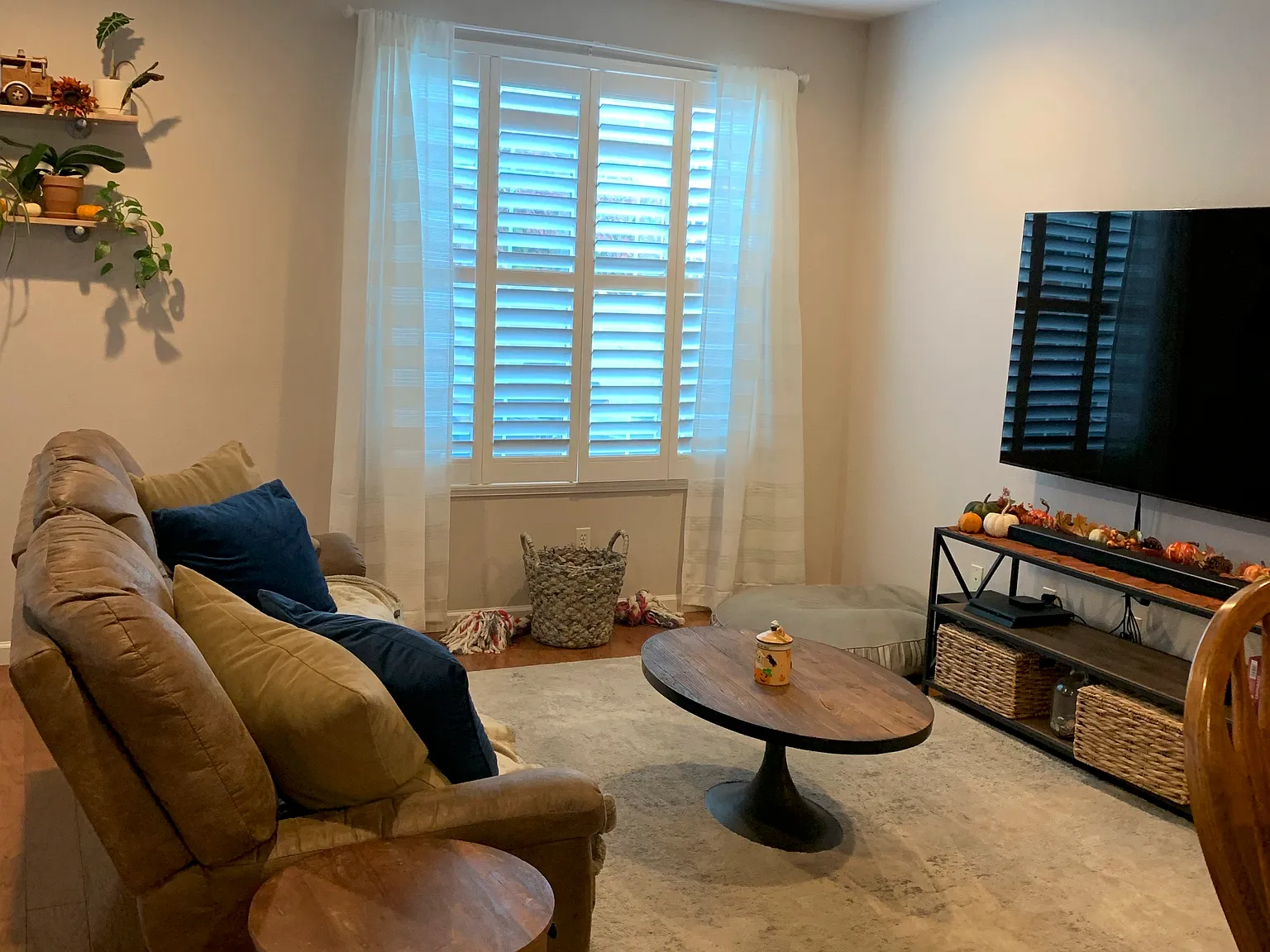 3 bed, 2.5 bath, 1834 sqft, $2,700 — Photo 4