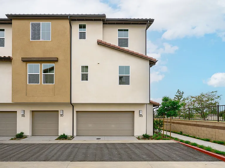 749 Marmalade Pl — Photo 45